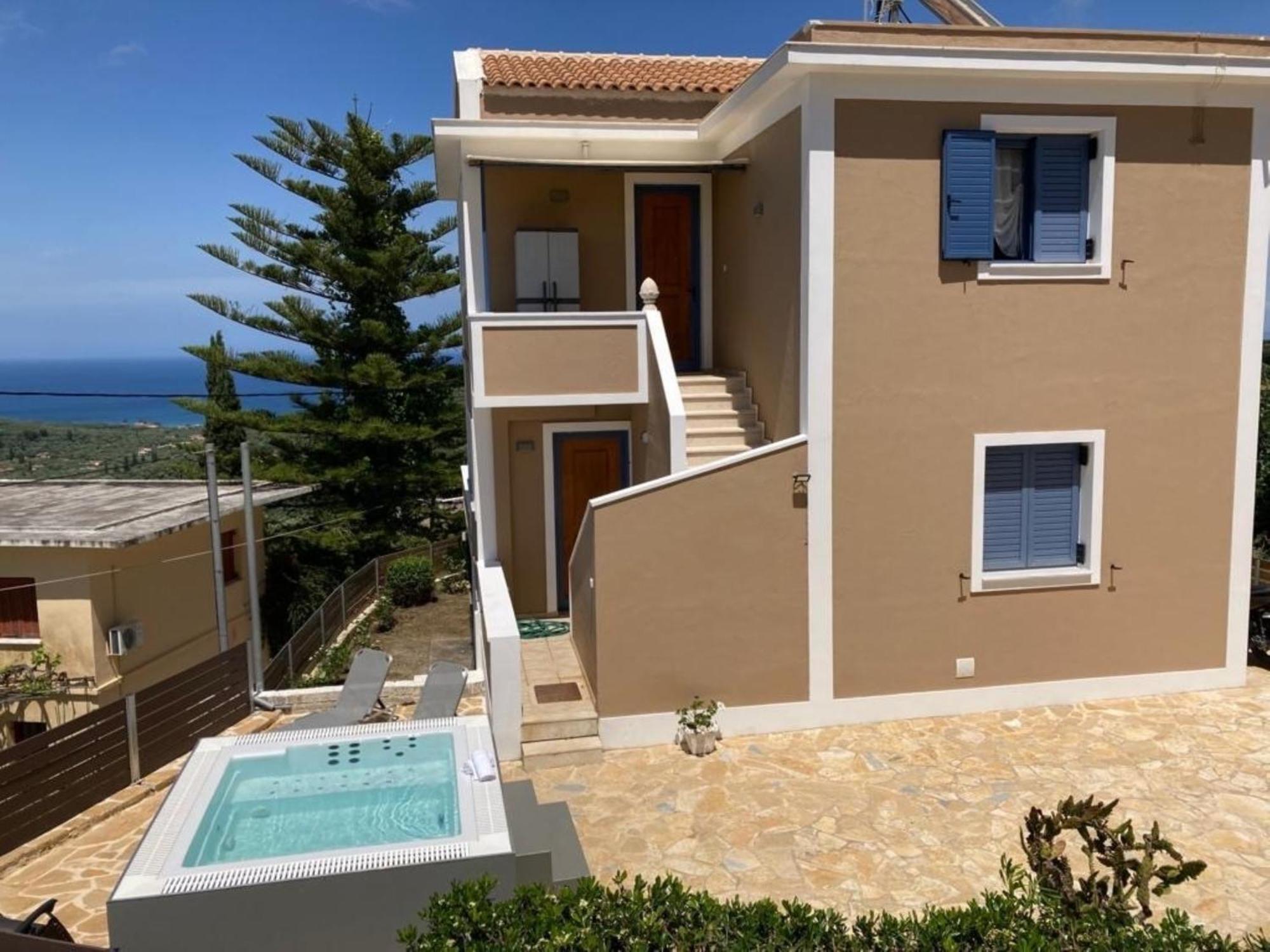 Thea - τhe View 1st Floor Appartement Áno Yerakaríon